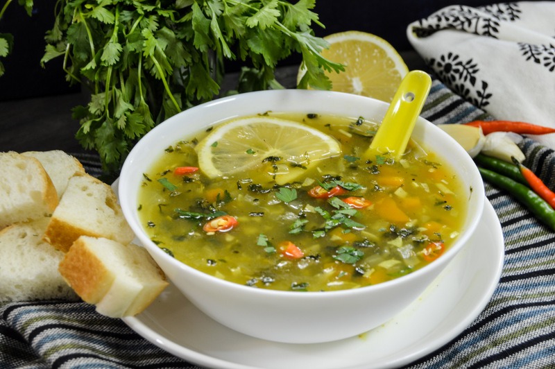 नींबू धनिया सूप रेसिपी हिंदी में । Lemon coriander soup recipe in Hindi