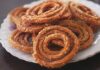 चावल के आटे की चकली आपके नाश्ते के लिए बेहद उप्युक्तोर स्वादिष्ट डिश है जिसे बड़ी आसानी से घर पर बनाया जा सकता है, जानें इसकी विधि और खुद आजमाएं। Rice Flour Chakli Recipe in Hindi